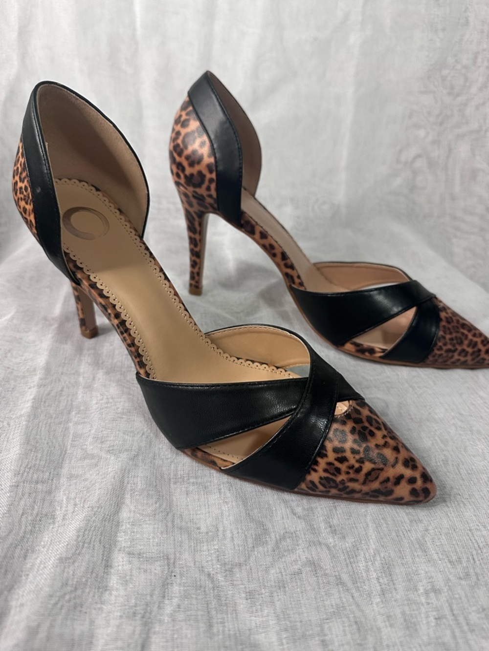 Journee Collection Leopard and Black Heels 10